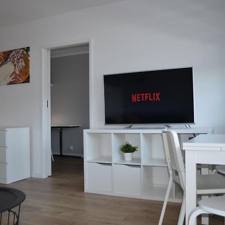 Apartment Silesia Park - Free Parking - Easy Check-In カトヴィツェ エクステリア 写真